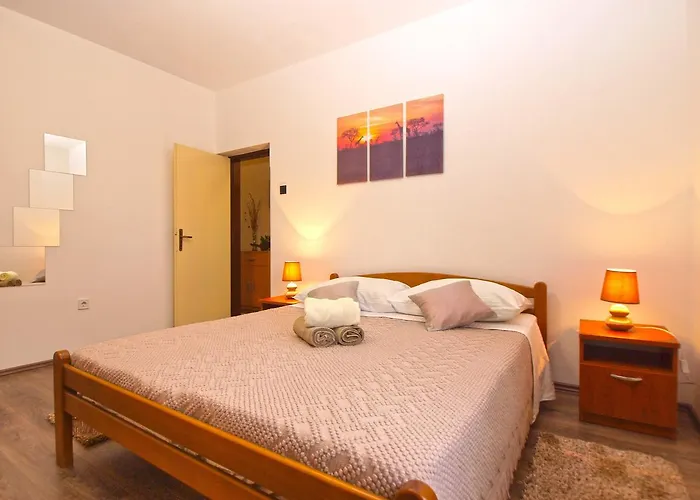 Luciano 1540 Πούλα