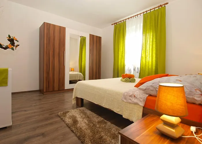 Διαμέρισμα Luciano 1540 Πούλα